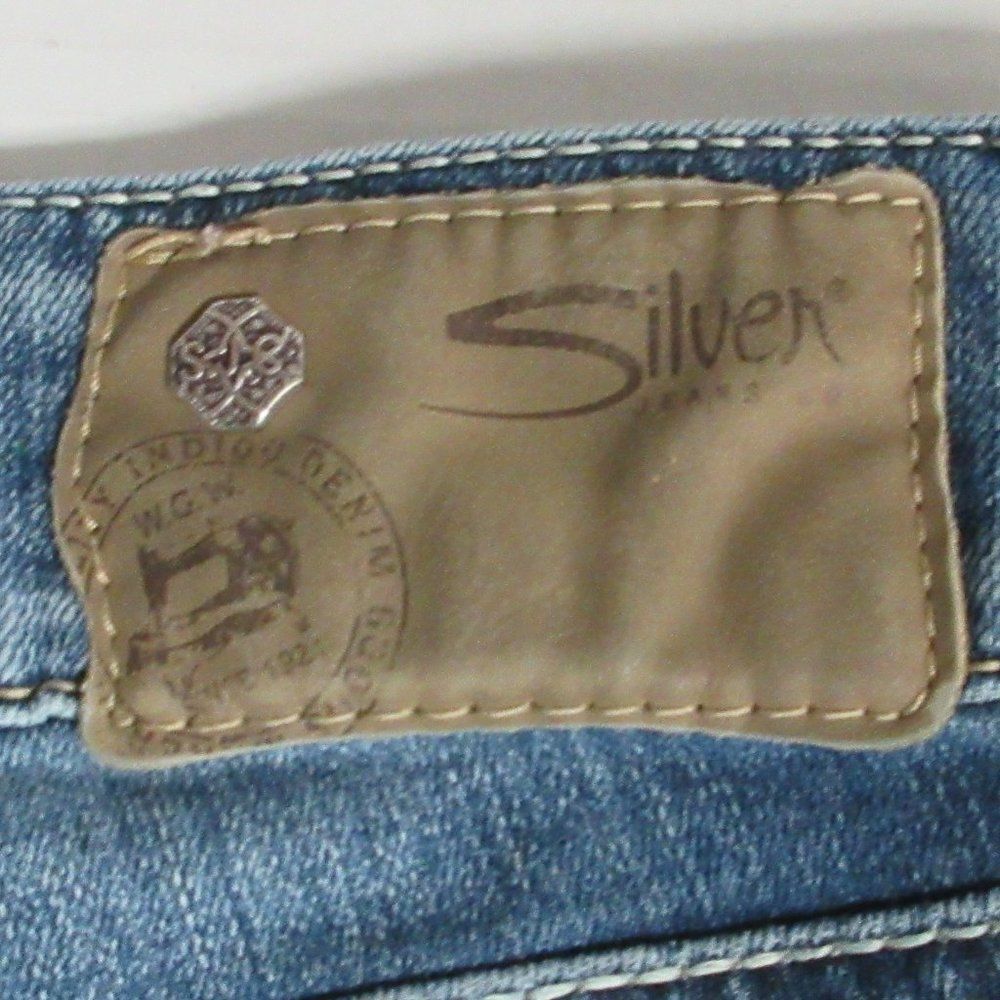 SILVER JEANS Suki Mid CAPRI Skimmer Sz 29x22.5  30x23.5 Bermuda Crop Denim Jeans - Picture 4 of 12